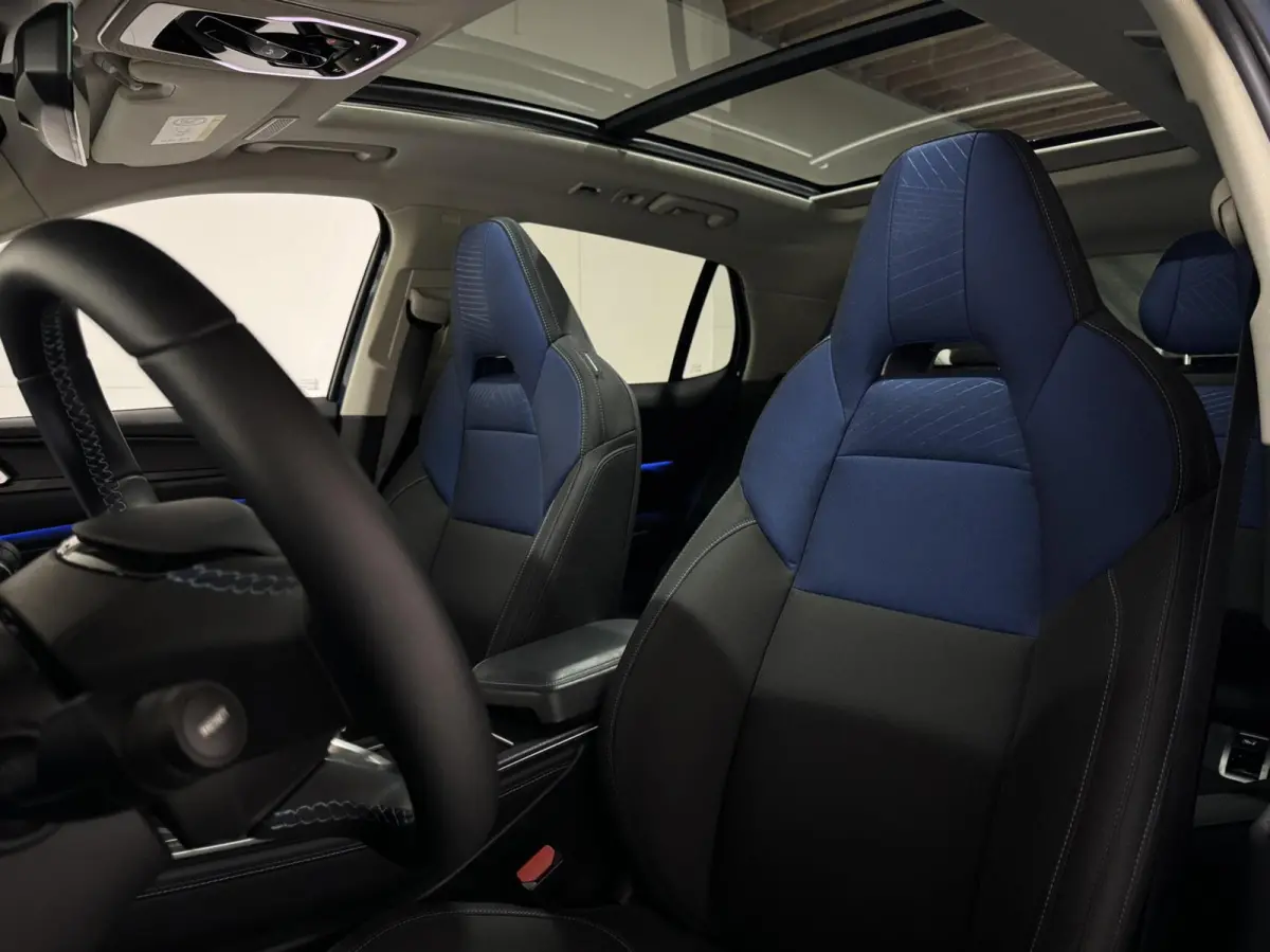1.5 Plug-in Black Edition Pano Sfeer. CarPlay 360° Trekh.