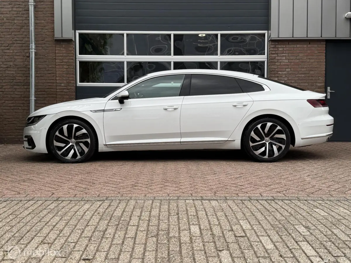 2.0 TSI R-Line Alcantara Carplay Navi Camera ACC LED 19 Inch