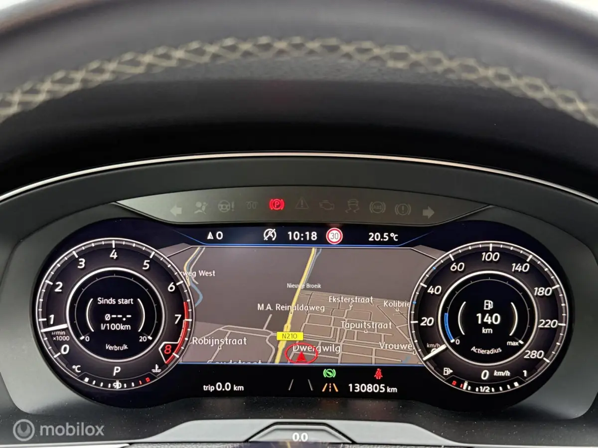 2.0 TSI R-Line Alcantara Carplay Navi Camera ACC LED 19 Inch