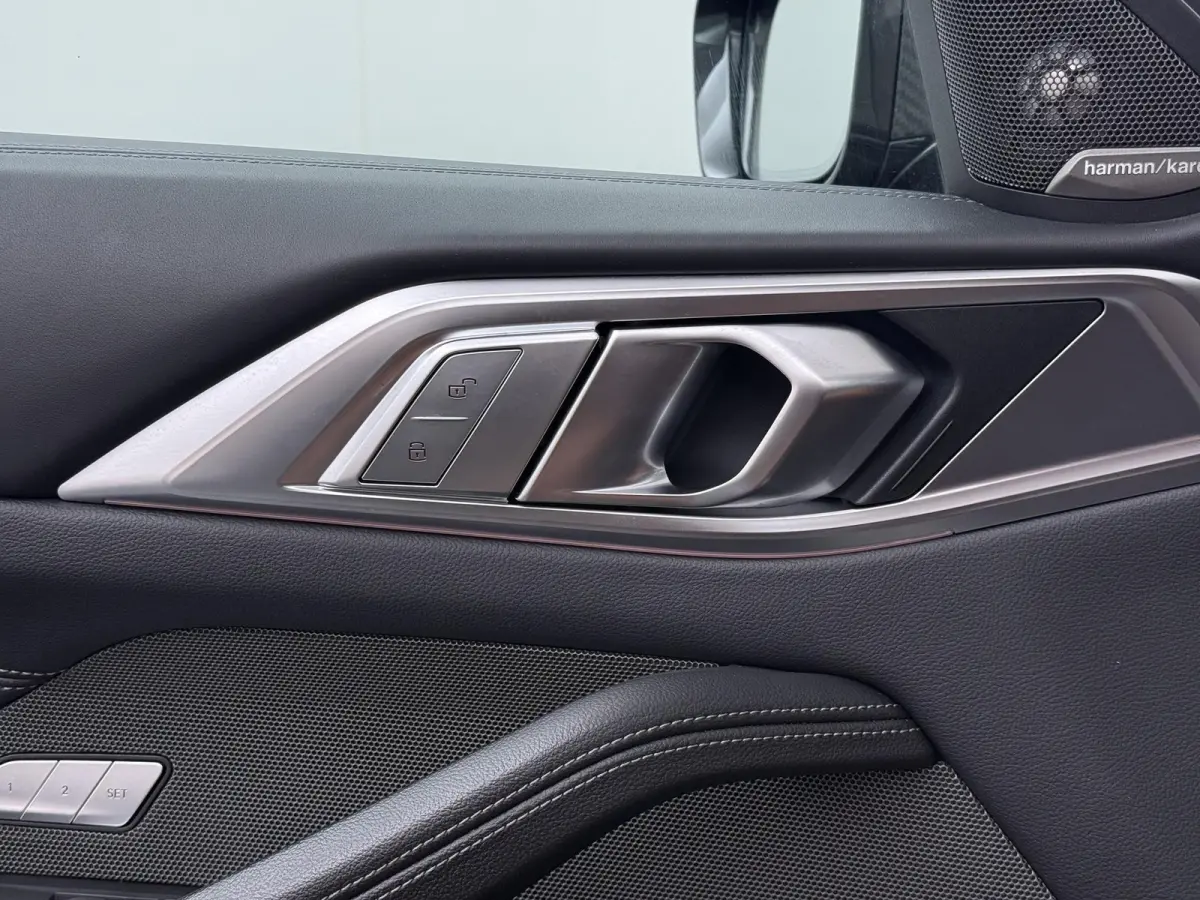 M440i xDrive High Executive | Driving Assistant Professional | Head-Up Display | Laserlicht | Nekverwarmer | Stoelverwarming |