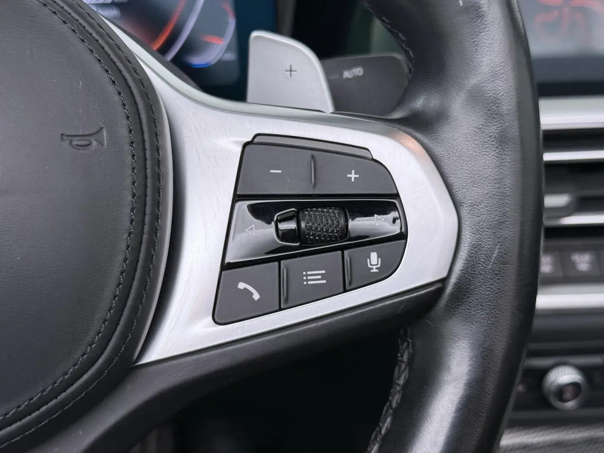 M440i xDrive High Executive | Driving Assistant Professional | Head-Up Display | Laserlicht | Nekverwarmer | Stoelverwarming |