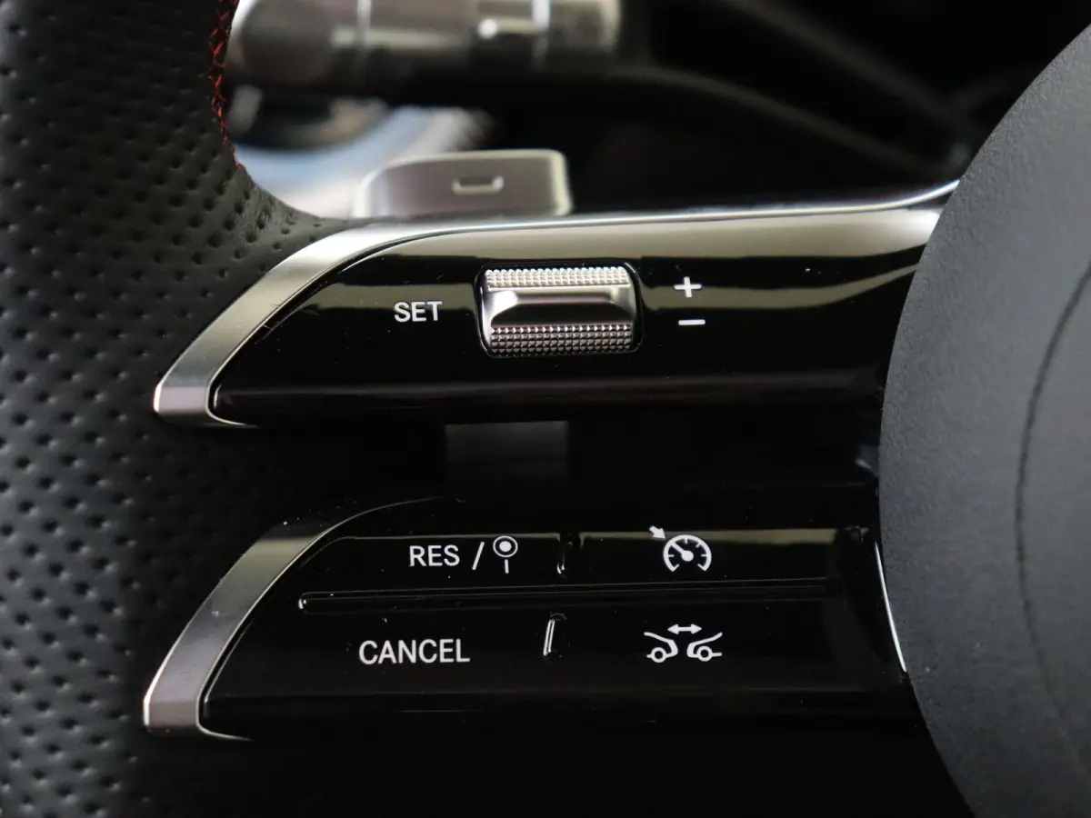 250+ Business Solution AMG 85.5 kWh Premium - Nightpakket - Multibeam - Memorypakket - Carplay