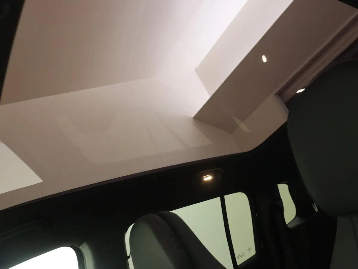250+ Business Solution AMG 85.5 kWh Premium - Nightpakket - Multibeam - Memorypakket - Carplay