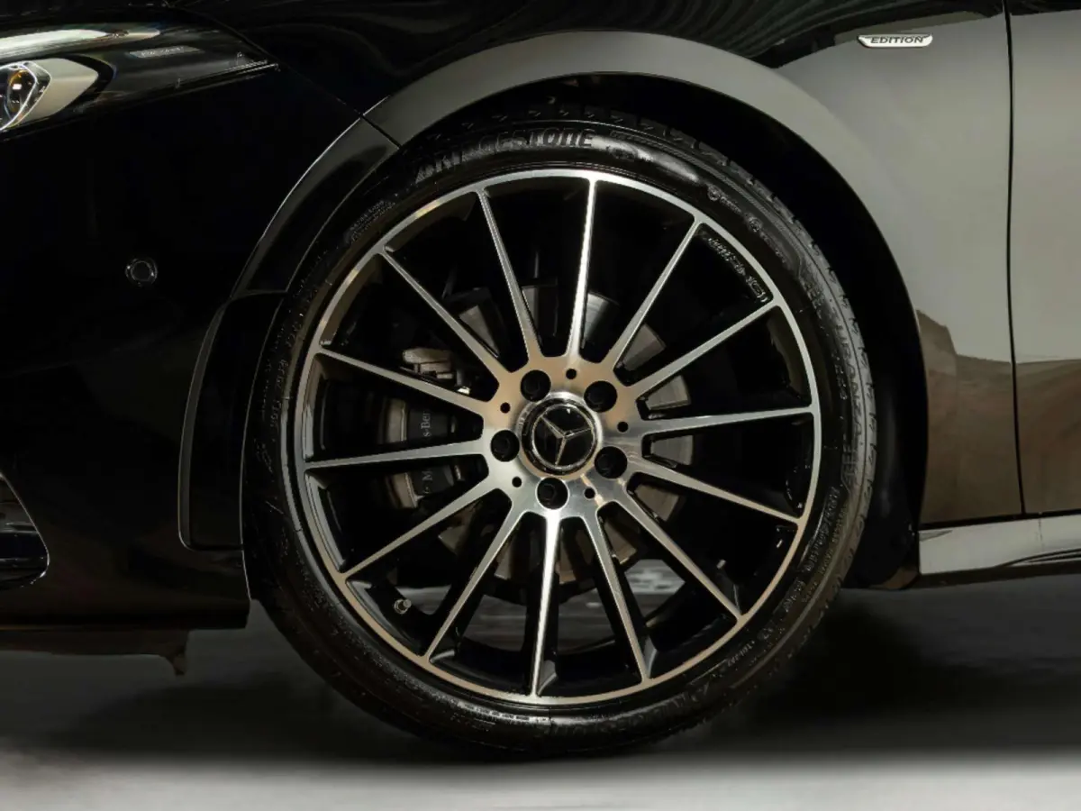 Hatchback 180 Business Solution AMG | Panorama dak