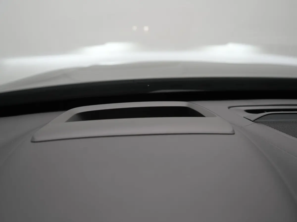 T8 Recharge AWD Ultimate Dark 7 Persoons 456pk PHEV LONG RANGE Dealer O.H | Trekhaak af Fabriek | Bowers & Wilkins | Panodak | 22"L.M | Adaptive Cruise | Head Up | Alcantara Hemel | Pilot As