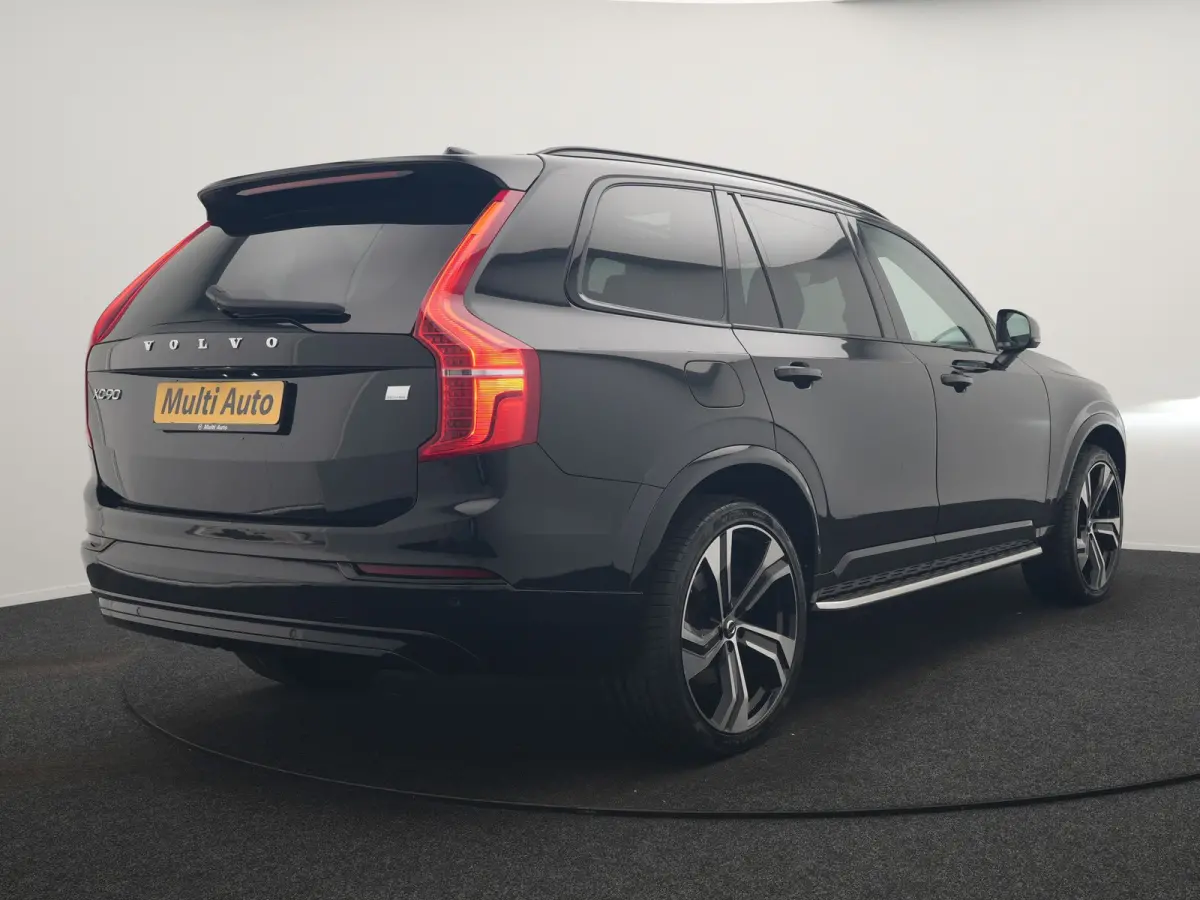T8 Recharge AWD Ultimate Dark 7 Persoons 456pk PHEV LONG RANGE Dealer O.H | Trekhaak af Fabriek | Bowers & Wilkins | Panodak | 22"L.M | Adaptive Cruise | Head Up | Alcantara Hemel | Pilot As