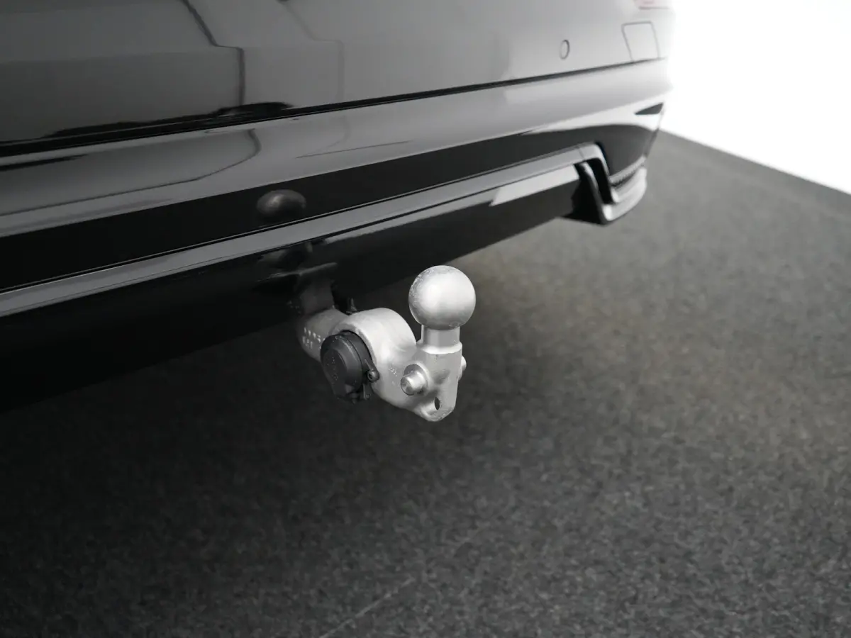 T6 Recharge AWD Plus Black Edition | Facelift | Nappa Leder | Head-Up | 360° | Harman/Kardon | Panoramadak | Trekhaak | Stoelventilatie | Adaptive Cruise | BLIS