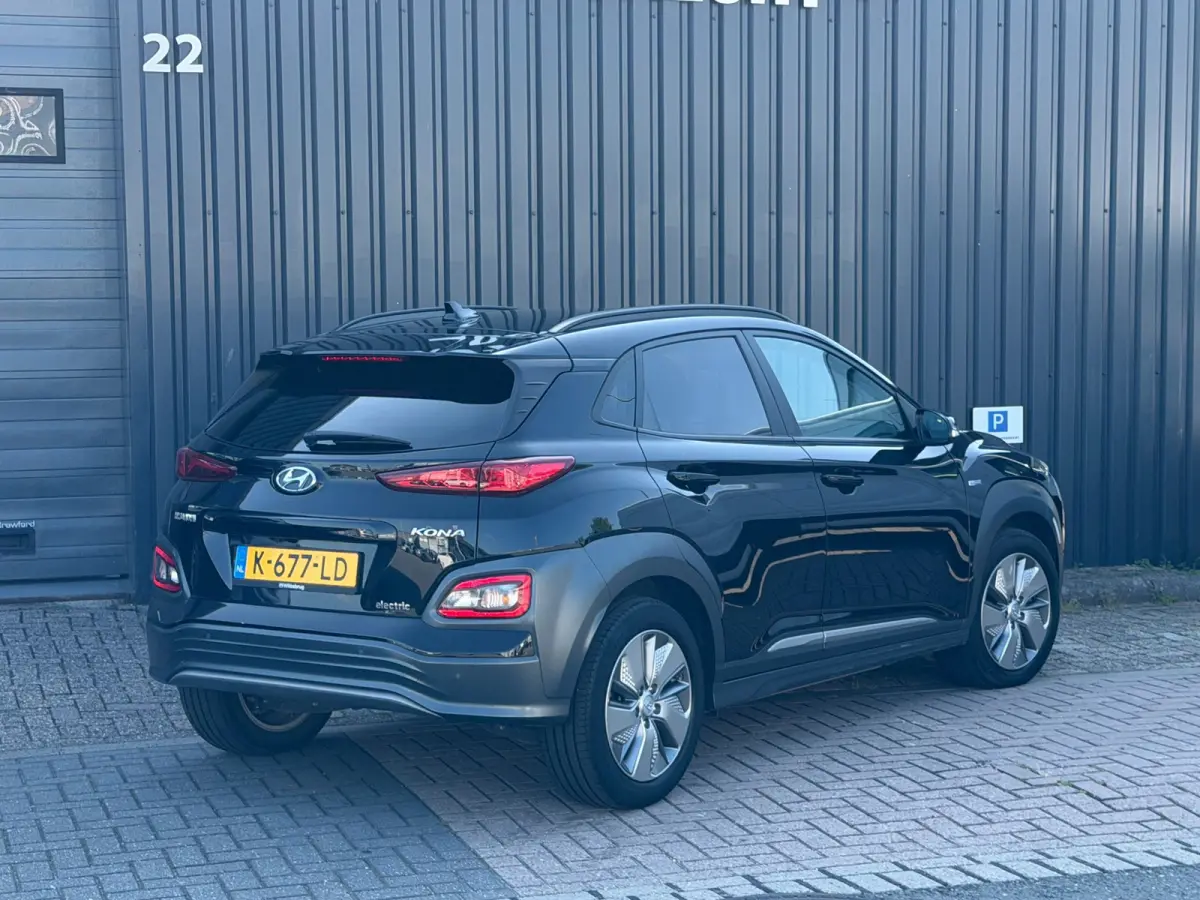 EV Limited 64 kWh|Fase 3|95% Soh|Cam|Leder|Head-Up|Dodehoek|Stoel Verkoeling+Verwarming