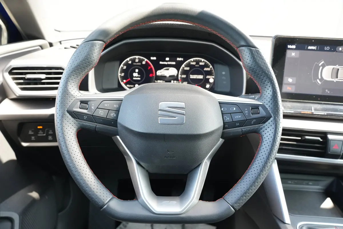 1.5 TSI 150pk FR Business Intense Dodehoek detectie | Navigatie | Carplay | Lichtmetalen velgen 18"