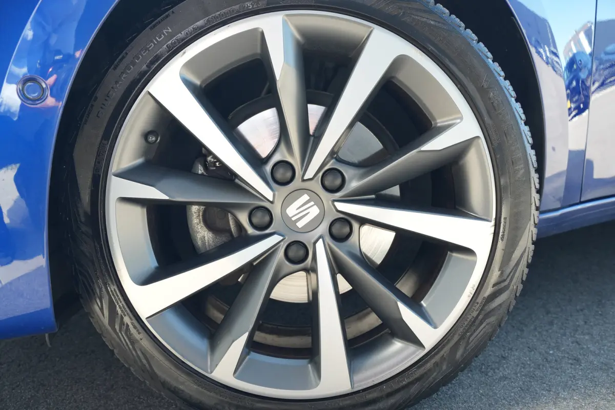 1.5 TSI 150pk FR Business Intense Dodehoek detectie | Navigatie | Carplay | Lichtmetalen velgen 18"