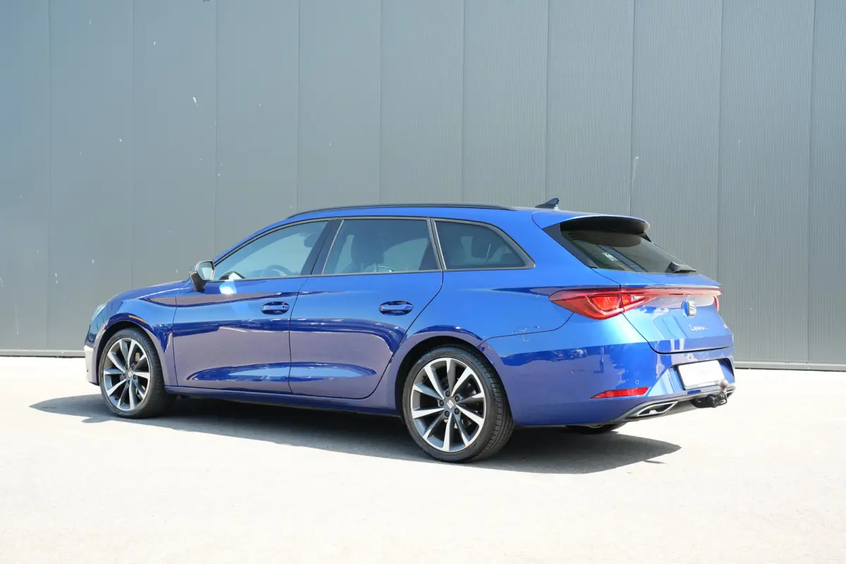 1.5 TSI 150pk FR Business Intense Dodehoek detectie | Navigatie | Carplay | Lichtmetalen velgen 18"
