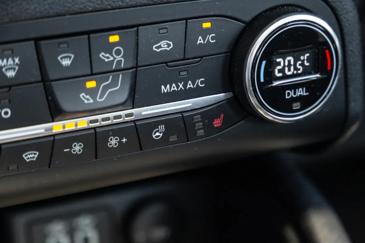 2.5 PHEV Titanium PANORAMA DAK / CAMERA / ADAPTIVE CRUISE / STOEL VERWARMING / CARPLAY