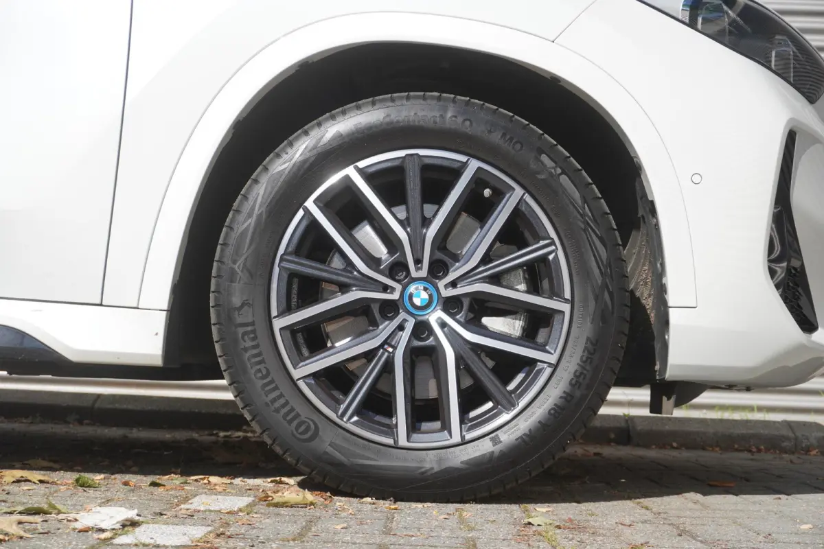 xDrive30e | M Sportpakket | Premium Pack | Trekhaak met elektrisch wegklapbare kogel | Achteruitrijcamera | Elektrisch verwarmde voorstoelen | Comfort Access