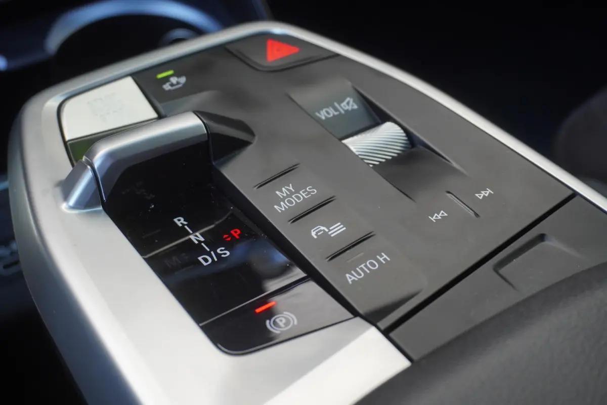 xDrive30e | M Sportpakket | Premium Pack | Trekhaak met elektrisch wegklapbare kogel | Achteruitrijcamera | Elektrisch verwarmde voorstoelen | Comfort Access