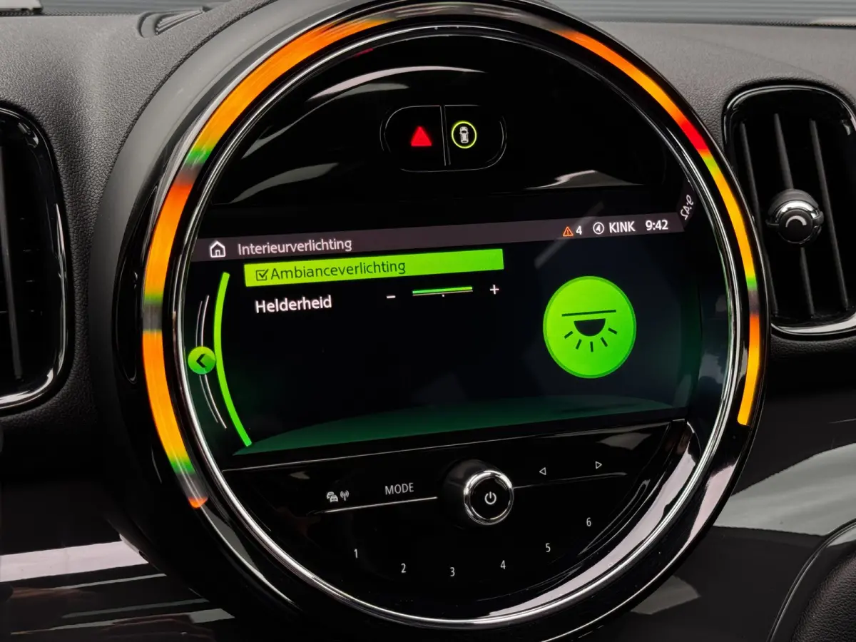 1.5 Cooper Chili | Pano | Trekhaak | NL-Auto | Leder | Harman Kardon | Stoelverwarming | HUD | Climate Control