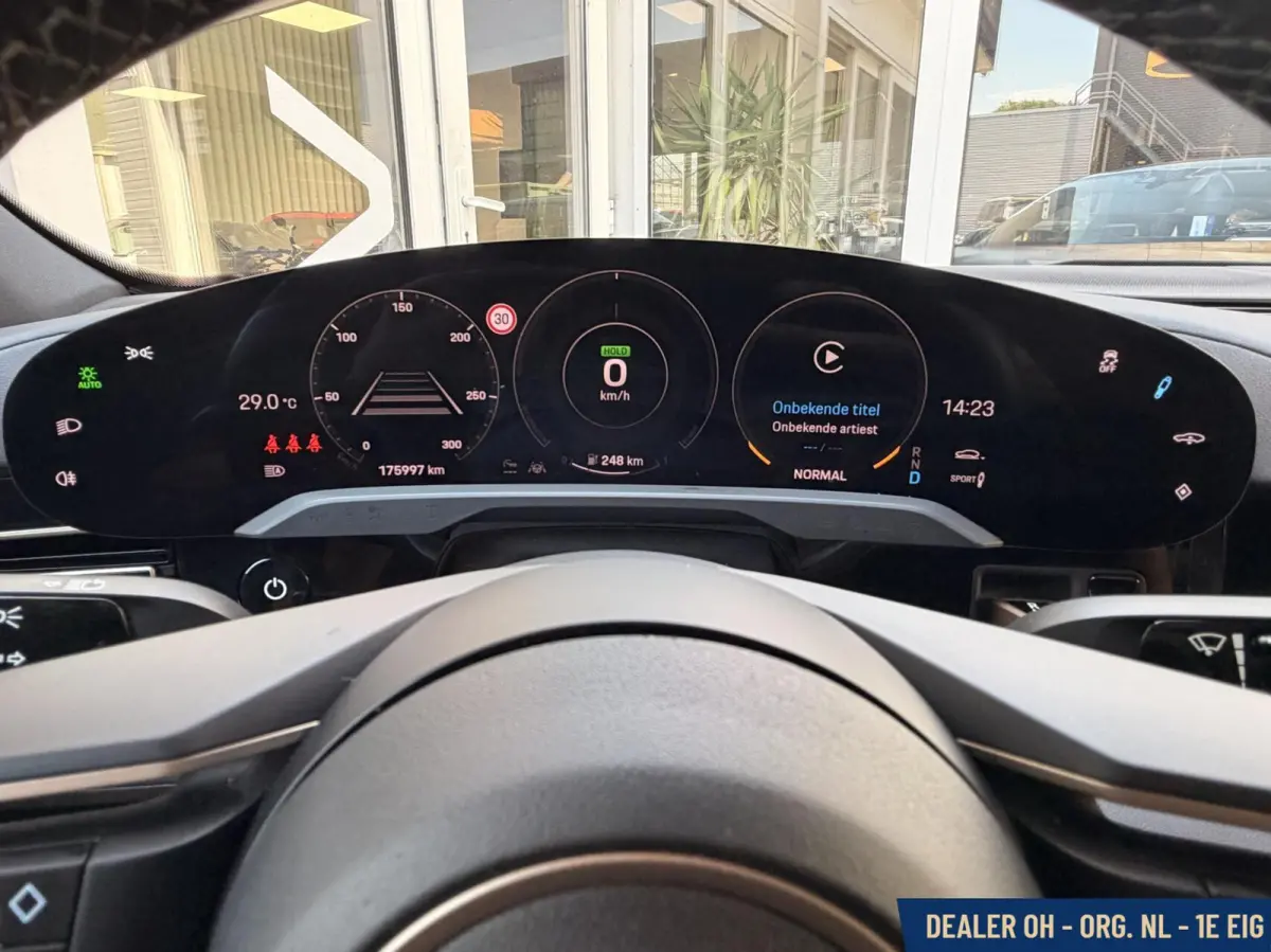 4S Performance 84 kWh BTW 5P Pano Adapt 93kWh bruto