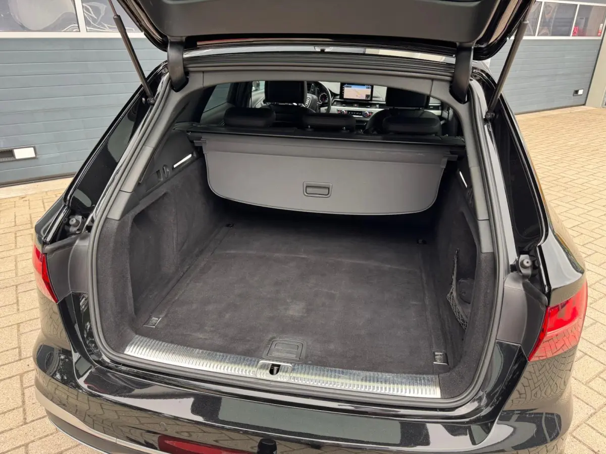 35 TFSI S-Line | LED | Elektrisch/Leder | Camera | CarPlay | Adaptive Cruise | Navigatie | Climate