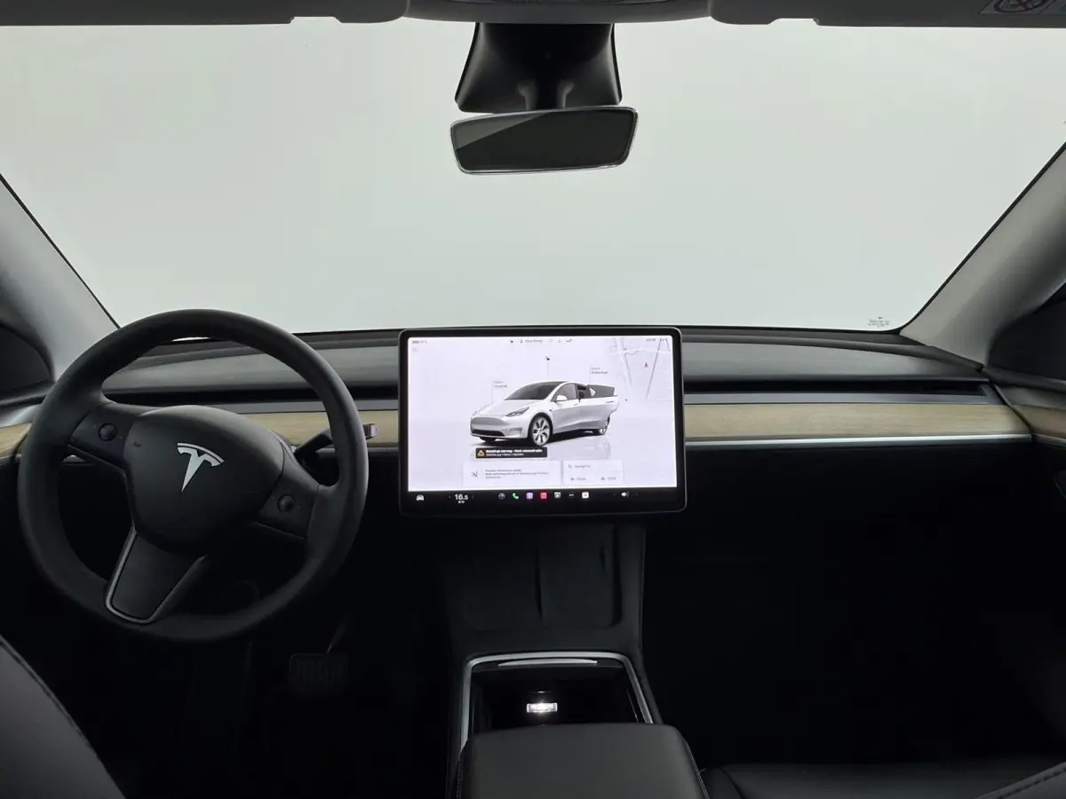 RWD 58 kWh | Full Self-Driving Capability | Trekhaak |