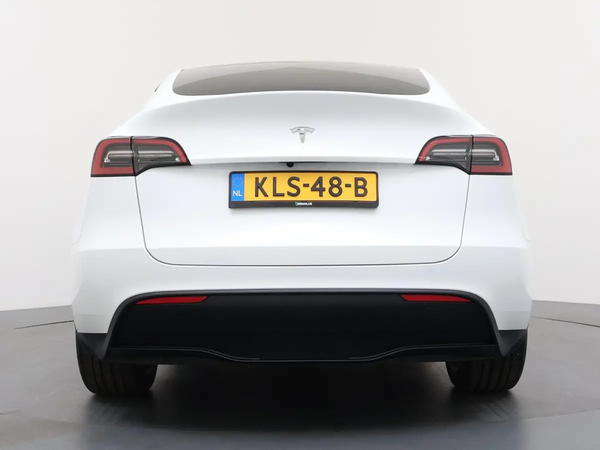 RWD 58 kWh | Full Self-Driving Capability | Trekhaak |