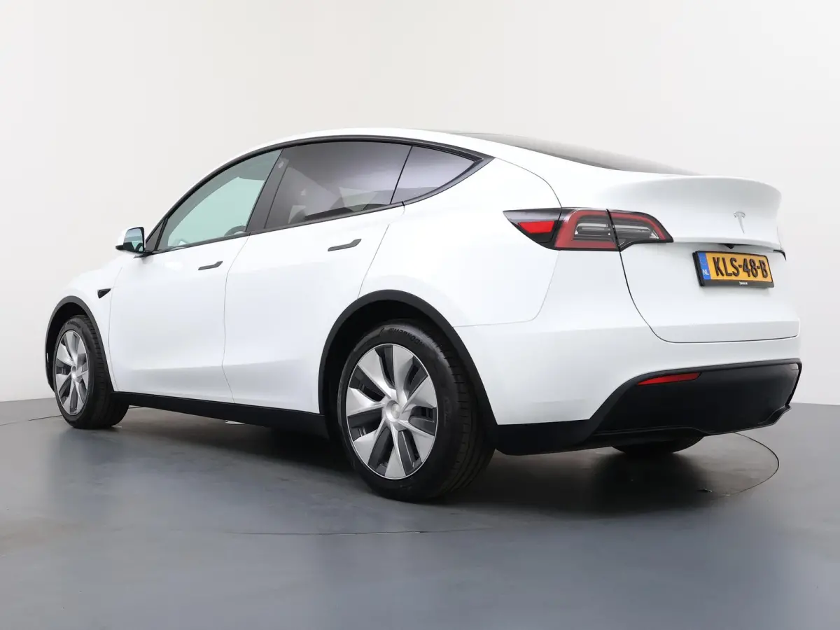 RWD 58 kWh | Full Self-Driving Capability | Trekhaak |