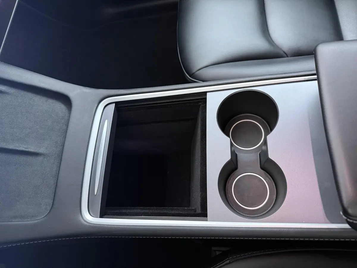 RWD 58 kWh | Full Self-Driving Capability | Trekhaak |