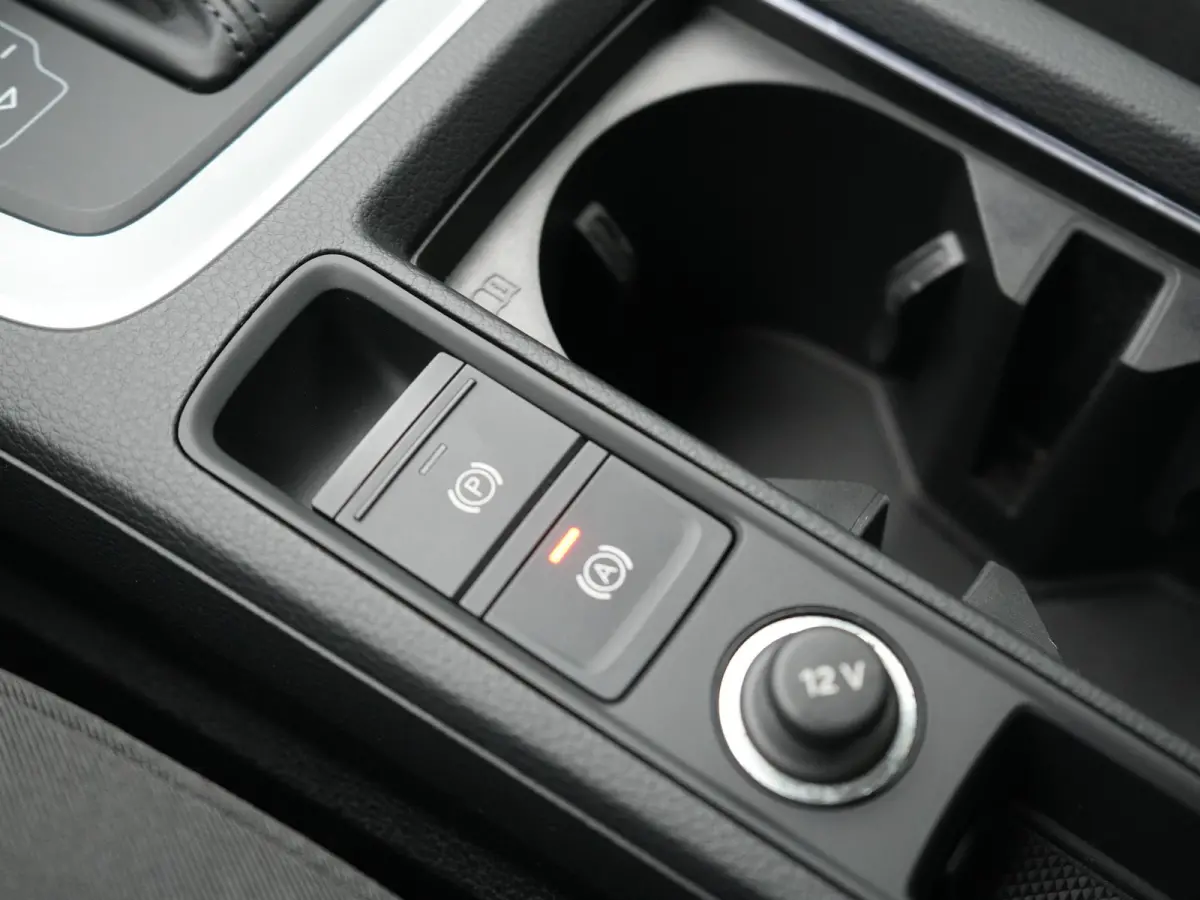 45 TFSI e edition PHEV 245pk Dealer O.H | Trekhaak af Fabriek | Virtual Cockpit | Apple Carplay | Stoelverwarming | BLIS | Led Koplampen | Keyless | Cruise Control |