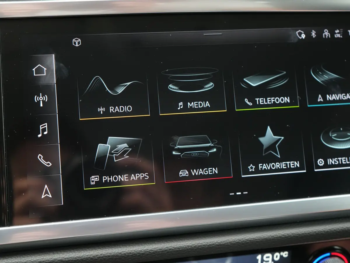 45 TFSI e edition PHEV 245pk Dealer O.H | Trekhaak af Fabriek | Virtual Cockpit | Apple Carplay | Stoelverwarming | BLIS | Led Koplampen | Keyless | Cruise Control |