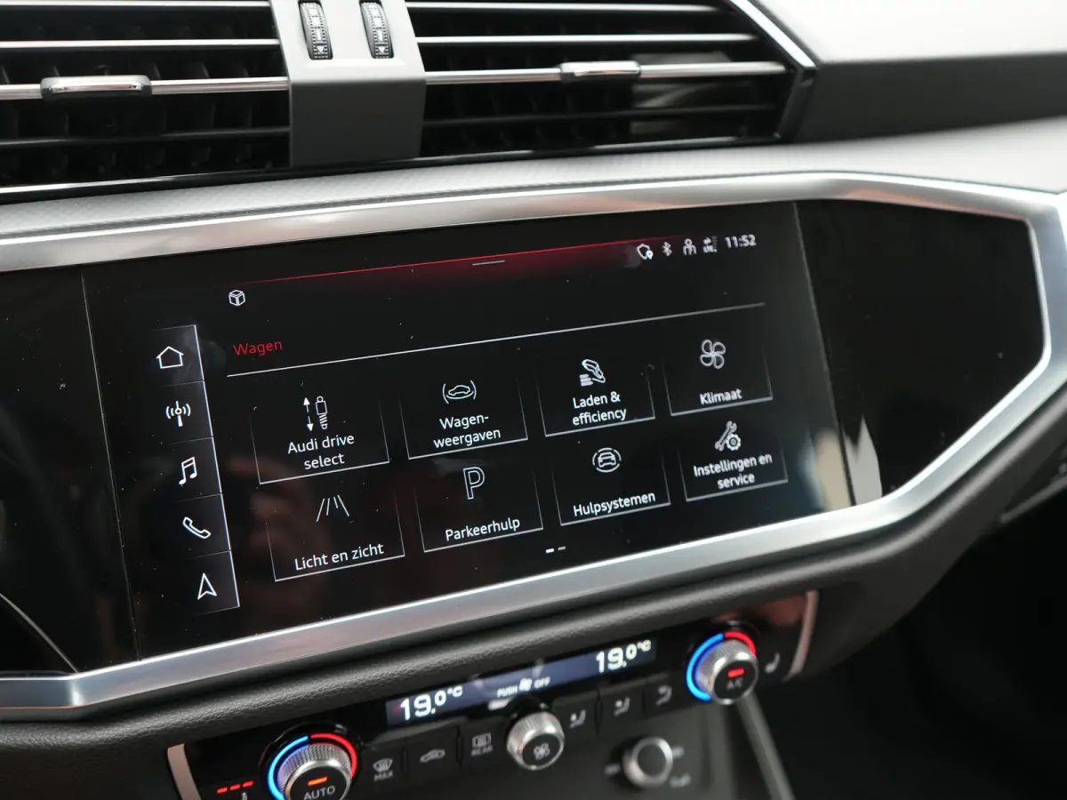 45 TFSI e edition PHEV 245pk Dealer O.H | Trekhaak af Fabriek | Virtual Cockpit | Apple Carplay | Stoelverwarming | BLIS | Led Koplampen | Keyless | Cruise Control |