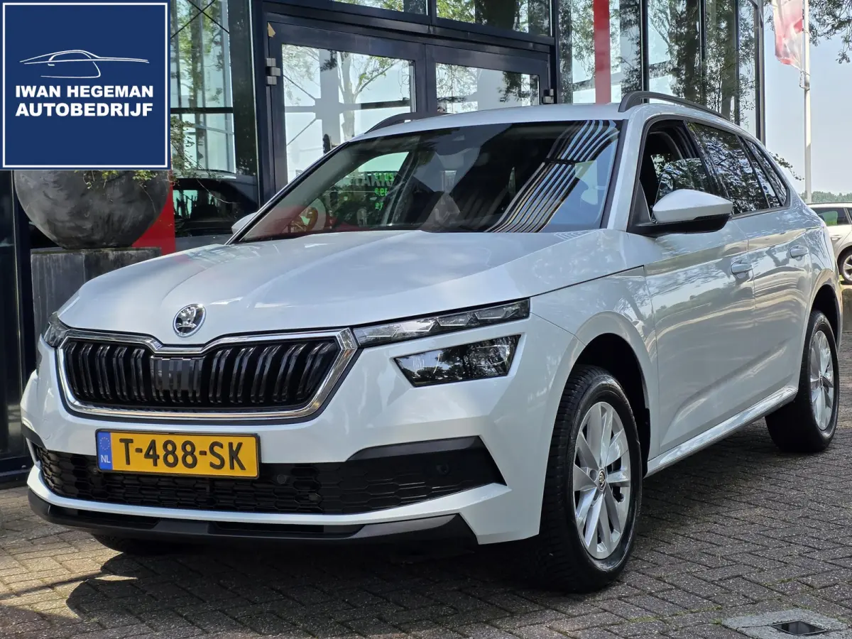 1.0 TSI Business Edition AUTOMAAT | Navigatie | Climate Control | Cruise Control | Parkeersensoren | Licht metalen velgen