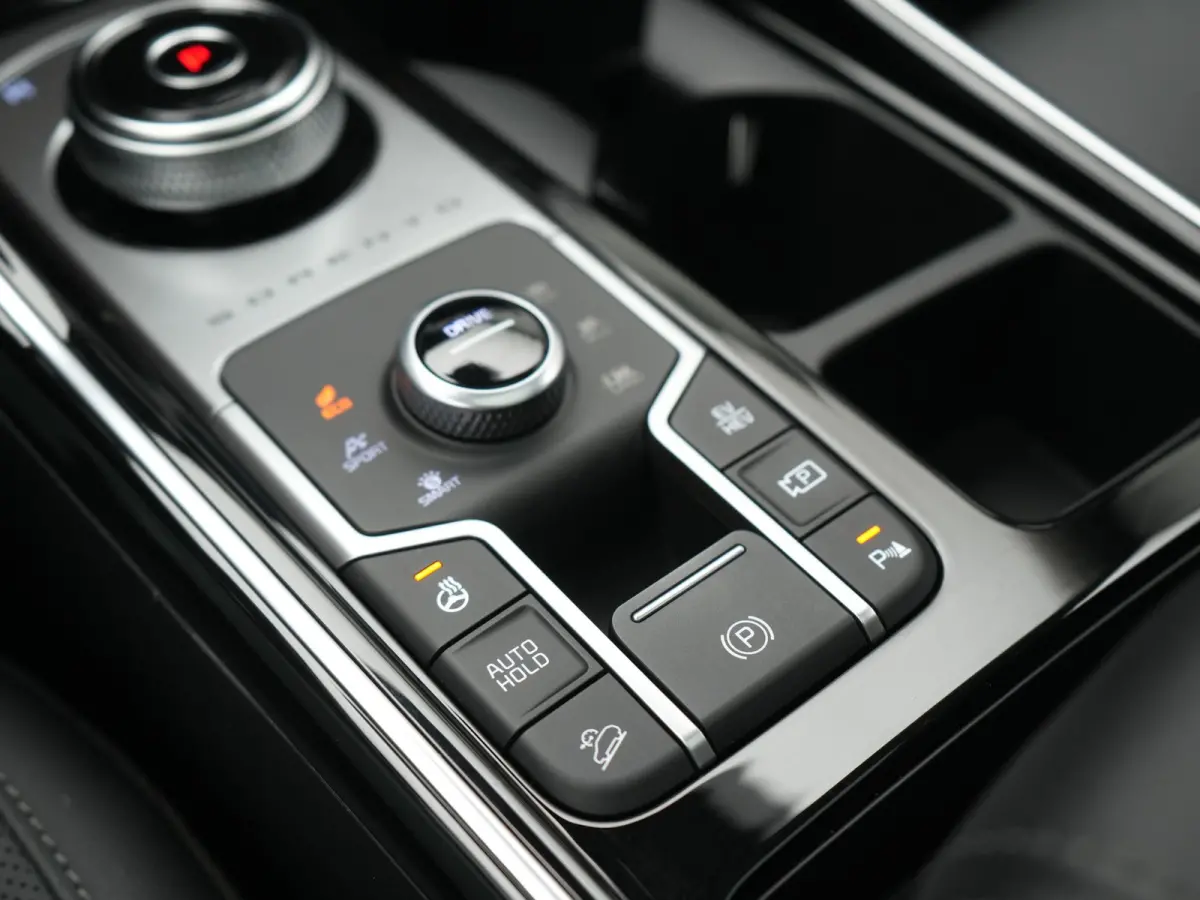1.6 T-GDI 4WD DynamicPlusLine 265pk Dealer O.H. | Trekhaak Afn. | Panodak | Adaptive Cruise | 360 Camera | Bose Audio | Lederen Sportstoelen & Stuur Verwarmd | Keyless | Blis | Sfeerverlicht