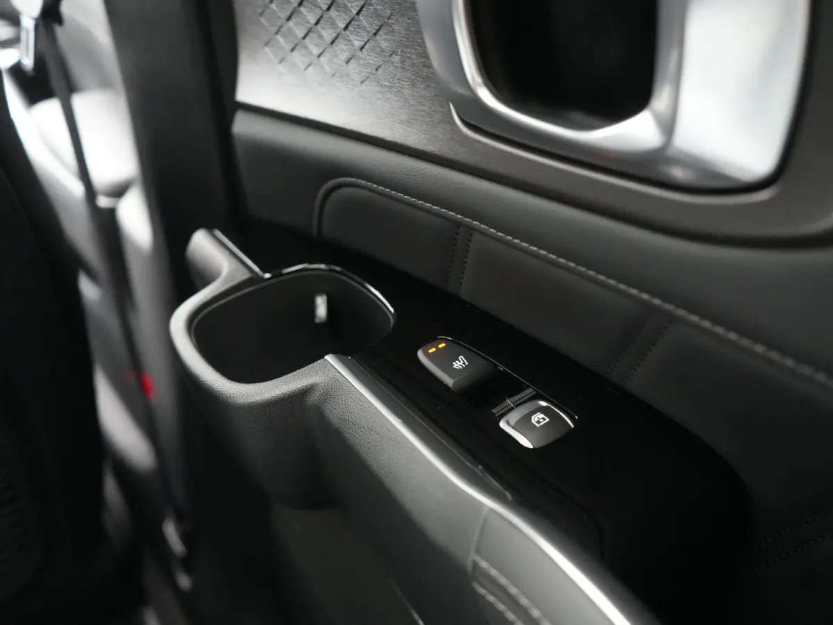 1.6 T-GDI 4WD DynamicPlusLine 265pk Dealer O.H. | Trekhaak Afn. | Panodak | Adaptive Cruise | 360 Camera | Bose Audio | Lederen Sportstoelen & Stuur Verwarmd | Keyless | Blis | Sfeerverlicht