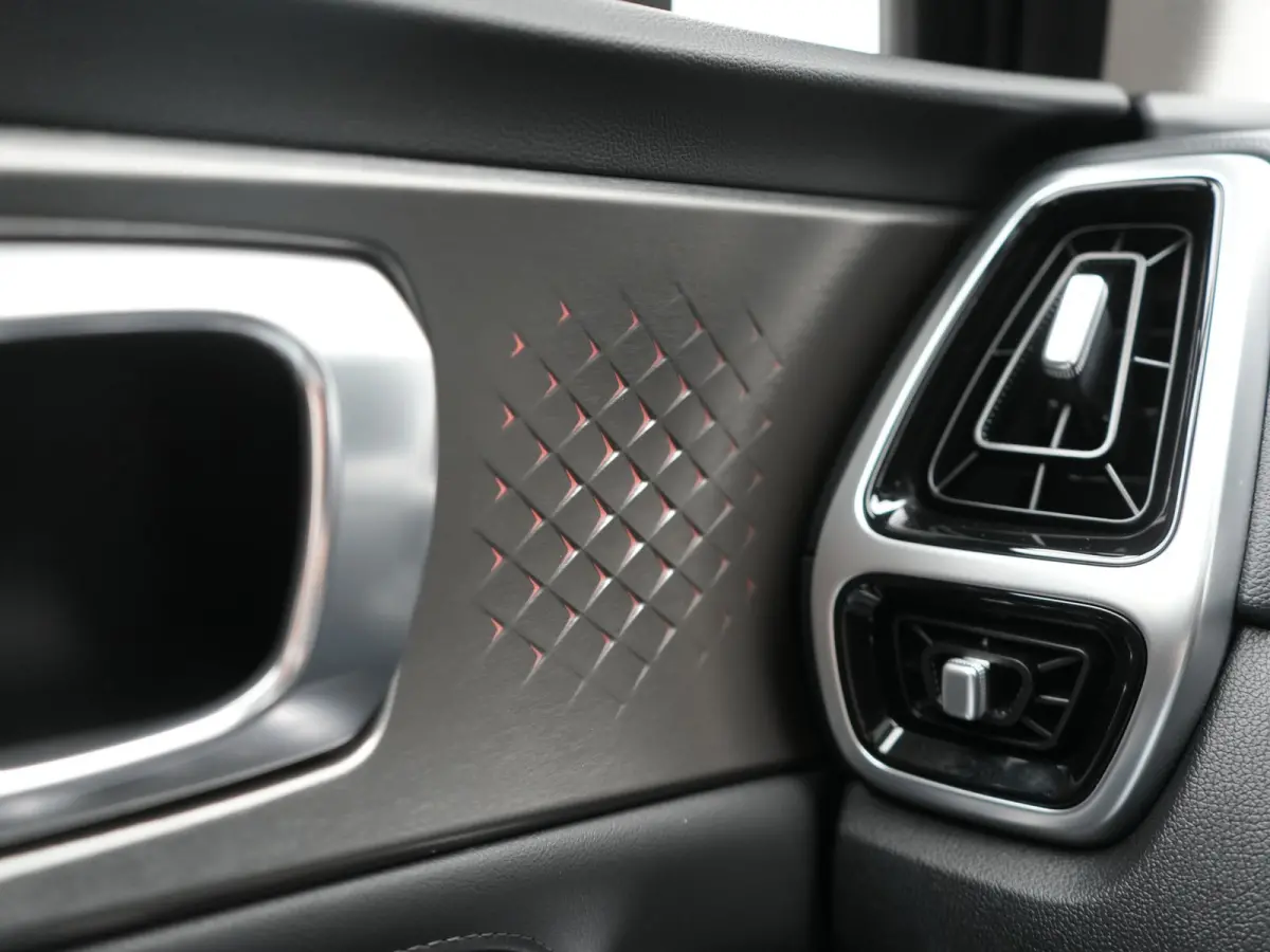 1.6 T-GDI 4WD DynamicPlusLine 265pk Dealer O.H. | Trekhaak Afn. | Panodak | Adaptive Cruise | 360 Camera | Bose Audio | Lederen Sportstoelen & Stuur Verwarmd | Keyless | Blis | Sfeerverlicht