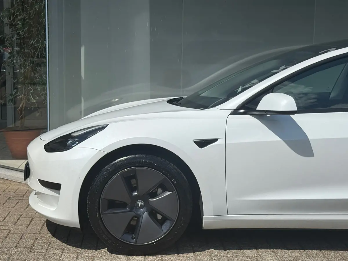 Standard RWD Plus 60 kWh LFP 93% SOH FACELIFT