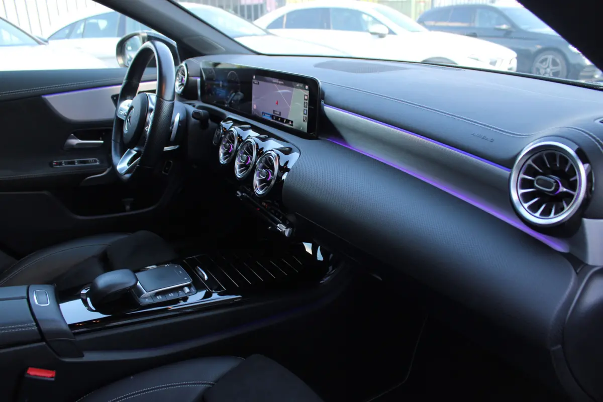 250e AUT8 AMG Limited NIGHT PAKKET PANORAMADAK MEMORY SFEER TREKHAAK