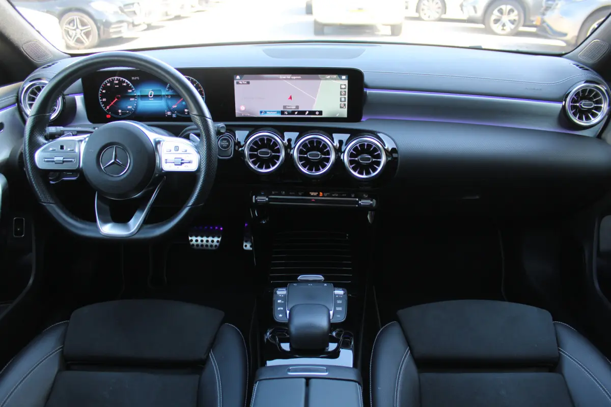 250e AUT8 AMG Limited NIGHT PAKKET PANORAMADAK MEMORY SFEER TREKHAAK