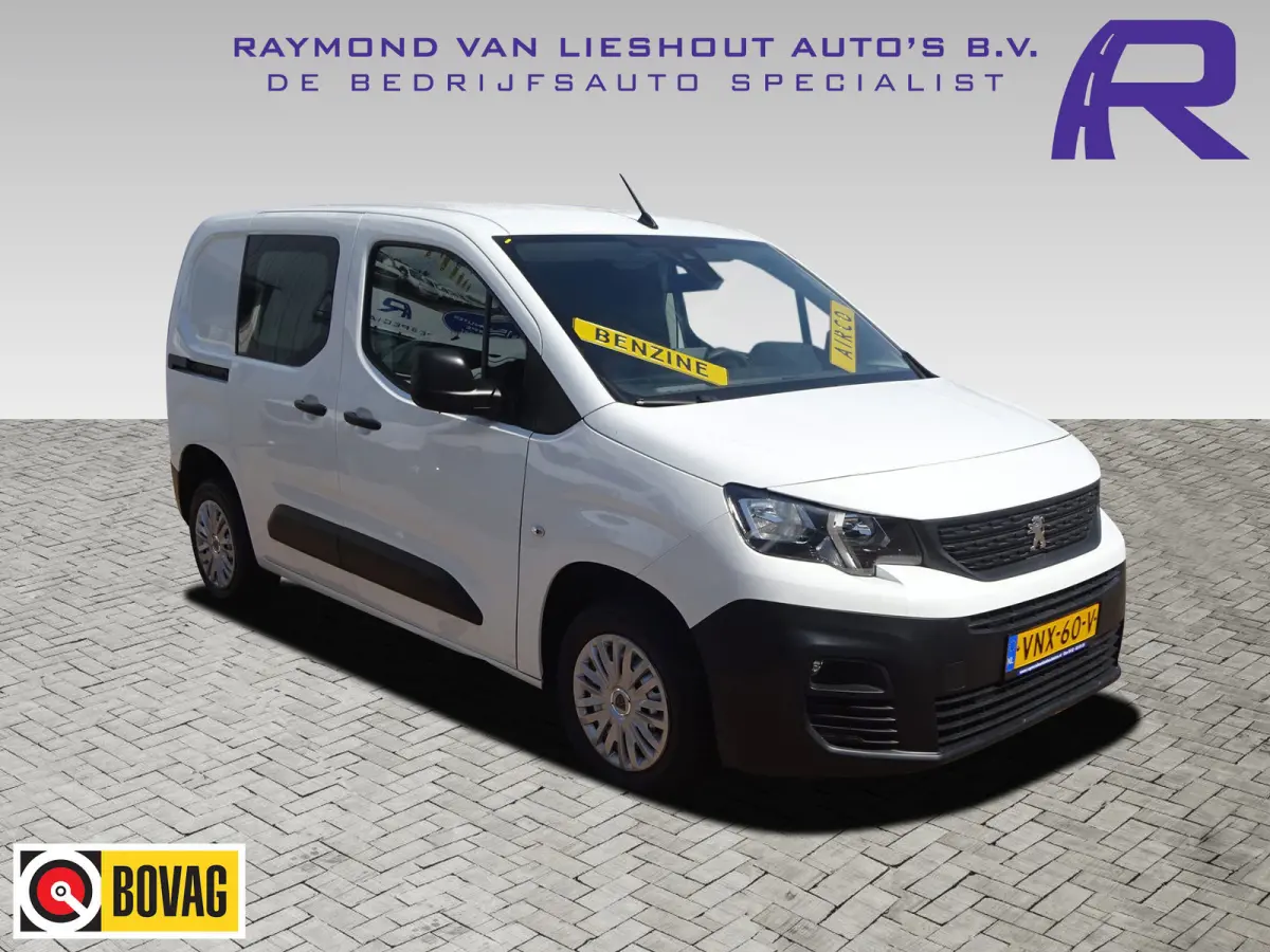 1.2 PureTech Pro BENZINE AIRCO NAVI CRUISE CONTROL PDC SCHUIFDEUR