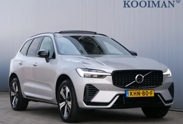 2.0 T6 350 Pk Plug-in hybrid AWD Plus Dark Pano-dak / Adaptive Cruise / 360 Camera / Winterpakket