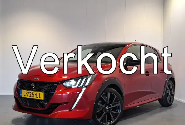 1.2 PureTech GT Pack | Navigatie/Android/Apple Carplay | LM Velgen 17" | Panoramadak | Afneembare Trekhaak | Voorstoelen Verwarmd + Massagefunctie | Achteruitrijcamera | Cruise Control Adapt