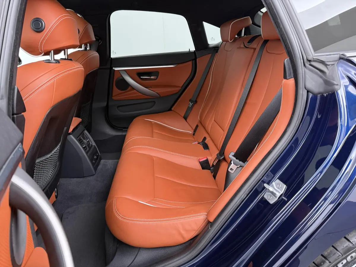 440i xDrive High Executive | BMW Individual leder | Panoramadak | Elektr. Stoelen | Stoelverwarming voor + achter |  Head-Up | Trekhaak |