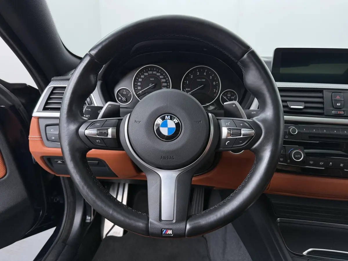 440i xDrive High Executive | BMW Individual leder | Panoramadak | Elektr. Stoelen | Stoelverwarming voor + achter |  Head-Up | Trekhaak |