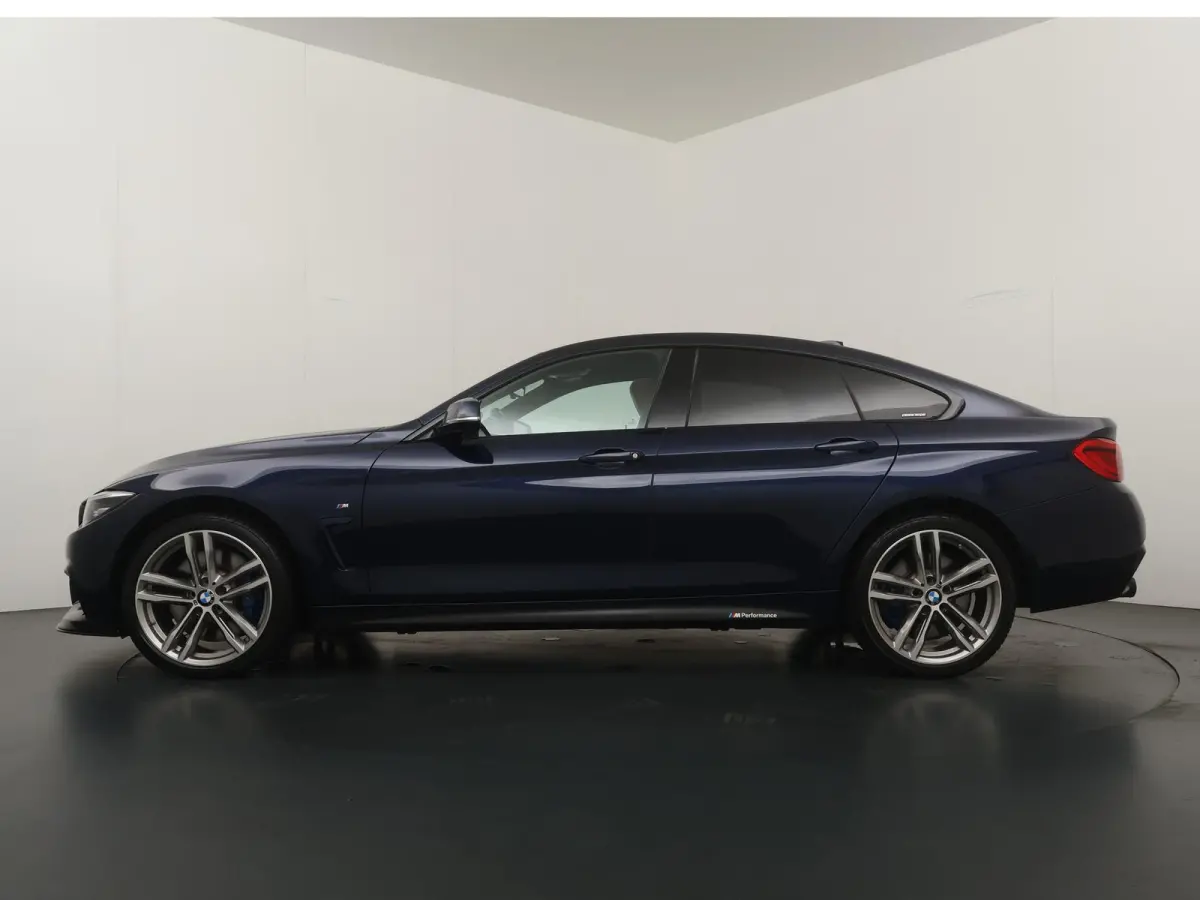 440i xDrive High Executive | BMW Individual leder | Panoramadak | Elektr. Stoelen | Stoelverwarming voor + achter |  Head-Up | Trekhaak |