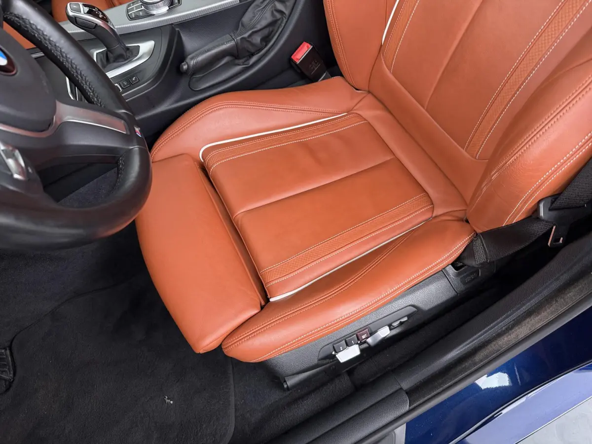 440i xDrive High Executive | BMW Individual leder | Panoramadak | Elektr. Stoelen | Stoelverwarming voor + achter |  Head-Up | Trekhaak |
