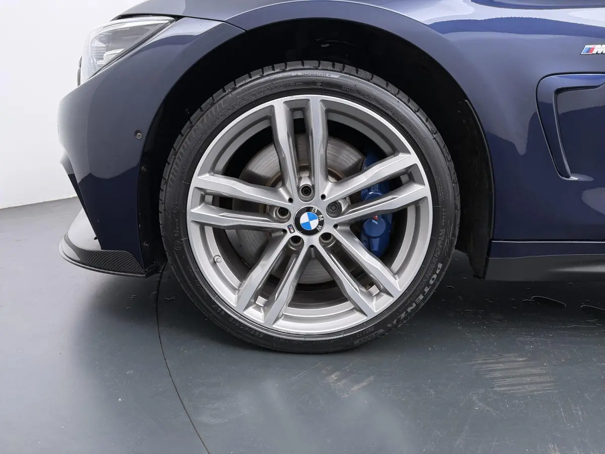 440i xDrive High Executive | BMW Individual leder | Panoramadak | Elektr. Stoelen | Stoelverwarming voor + achter |  Head-Up | Trekhaak |