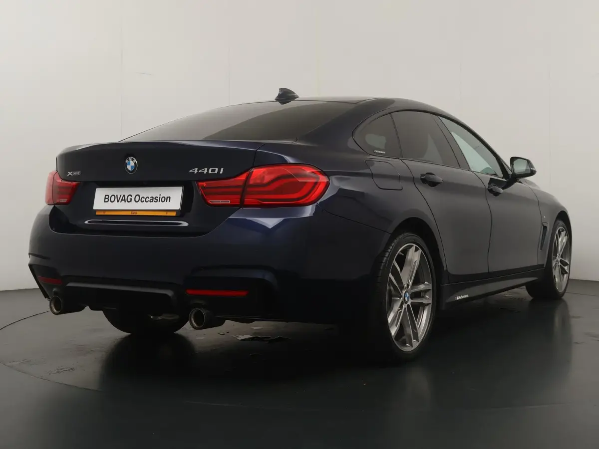 440i xDrive High Executive | BMW Individual leder | Panoramadak | Elektr. Stoelen | Stoelverwarming voor + achter |  Head-Up | Trekhaak |
