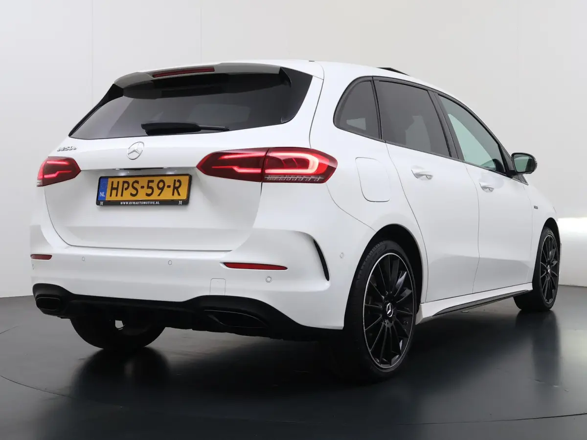 250 e Business Solution AMG Limited VAN: 29.900,- VOOR: 26.877,- UW HERFSTVOORDEEL: 3.023,- PANORAMA DAK | 360 CAMERA | SFEER VERLICHTING | ADAPTIEF CRUISE CONTROL | MEMORY OP STOEL | HEAD-U