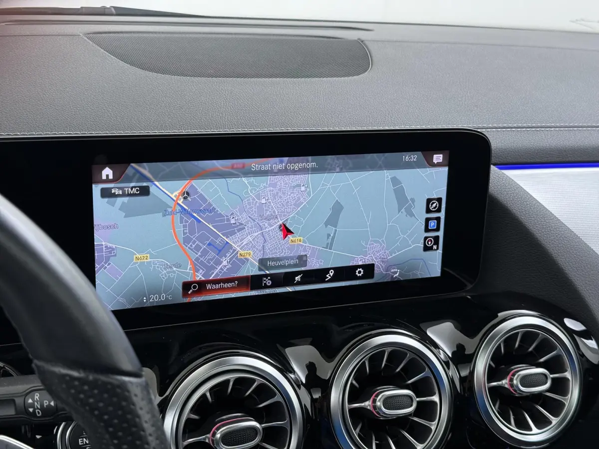 250 e Business Solution AMG Limited VAN: 29.900,- VOOR: 26.877,- UW HERFSTVOORDEEL: 3.023,- PANORAMA DAK | 360 CAMERA | SFEER VERLICHTING | ADAPTIEF CRUISE CONTROL | MEMORY OP STOEL | HEAD-U