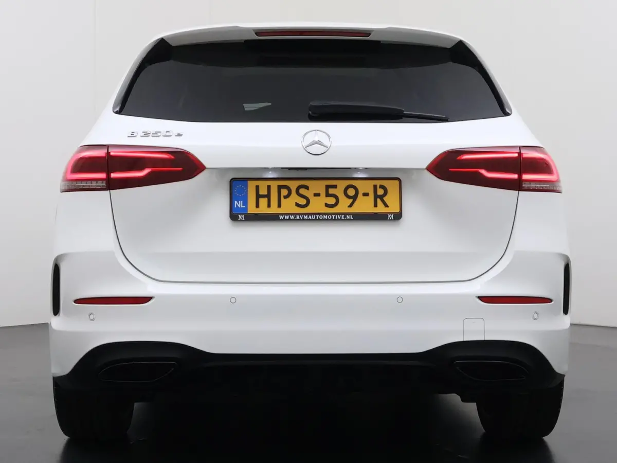 250 e Business Solution AMG Limited VAN: 29.900,- VOOR: 26.877,- UW HERFSTVOORDEEL: 3.023,- PANORAMA DAK | 360 CAMERA | SFEER VERLICHTING | ADAPTIEF CRUISE CONTROL | MEMORY OP STOEL | HEAD-U