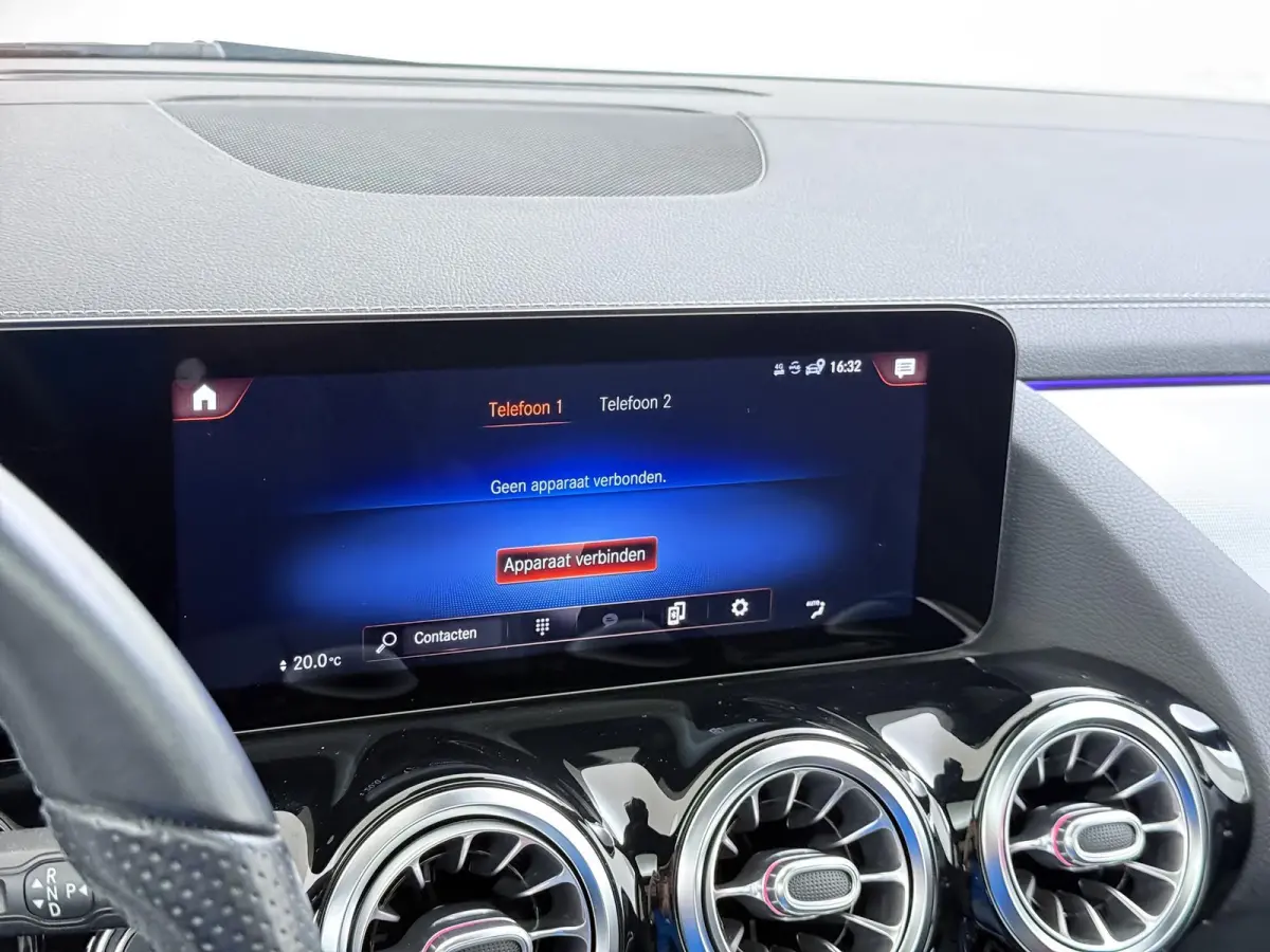 250 e Business Solution AMG Limited VAN: 29.900,- VOOR: 26.877,- UW HERFSTVOORDEEL: 3.023,- PANORAMA DAK | 360 CAMERA | SFEER VERLICHTING | ADAPTIEF CRUISE CONTROL | MEMORY OP STOEL | HEAD-U