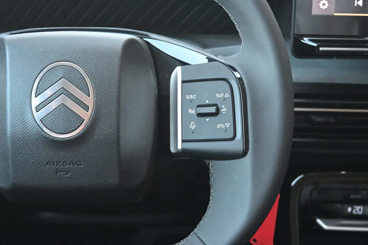 Max 113pk 44 kWh | Navigatie | Achteruitrijcamera | Climate Control | Draadloos telefoonladen | Apple Carplay & Android Auto | !!