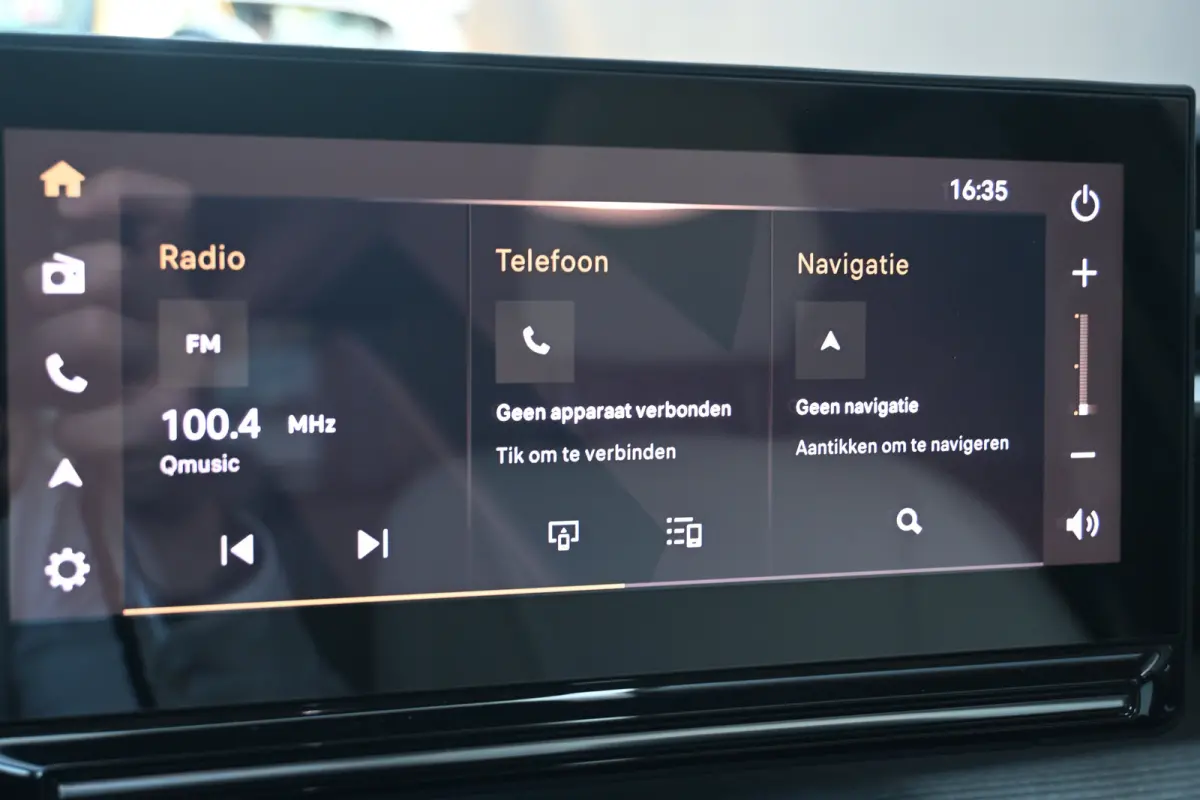 Max 113pk 44 kWh | Navigatie | Achteruitrijcamera | Climate Control | Draadloos telefoonladen | Apple Carplay & Android Auto | !!